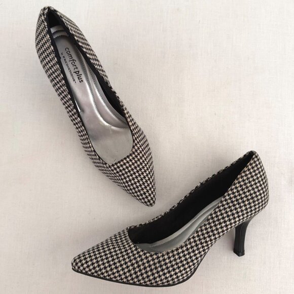 comfort plus by Predictions Shoes - Comfort Plus Heels Size 8W Black White Houndstooth Pointed Toe Pumps